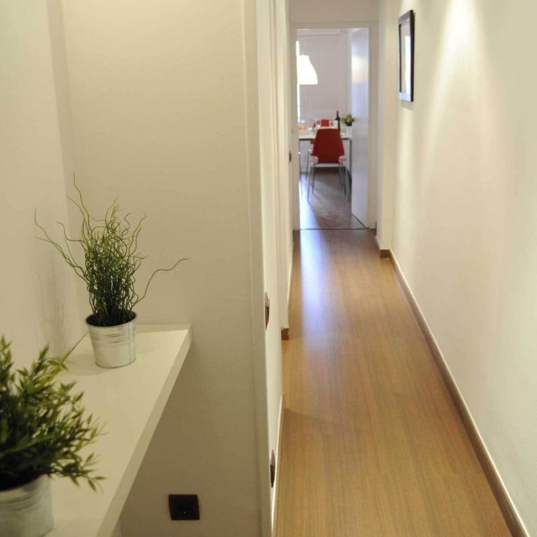 Your Home in Barcelona Apartments - Two-Bedroom Apartment - 7