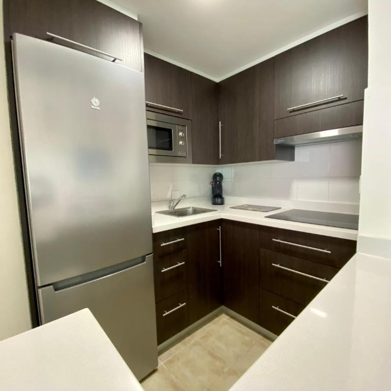 Hermoso Edificio Frente al Mar, a pie de Playa y hermosas vistas - Apartamento de 2 dormitorios - 16