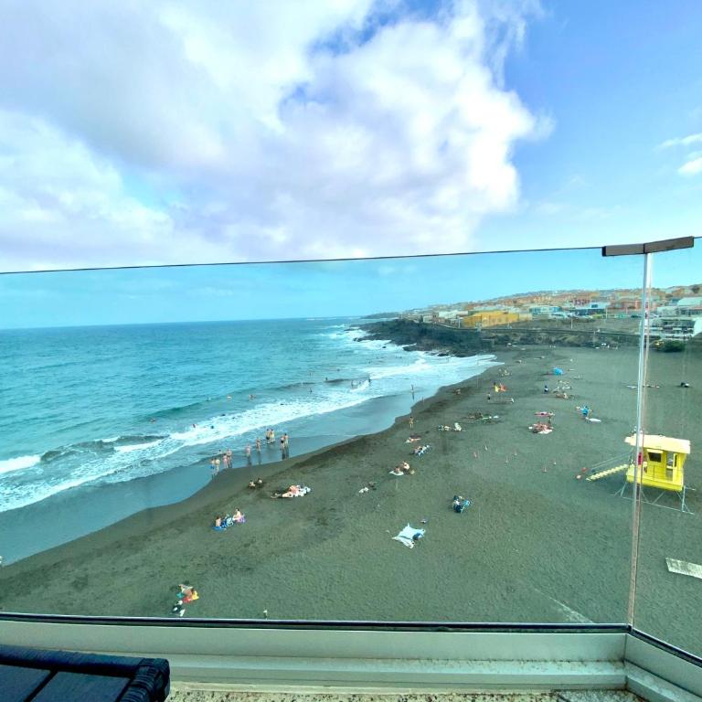 Hermoso Edificio Frente al Mar, a pie de Playa y hermosas vistas - Apartamento de 2 dormitorios - 42