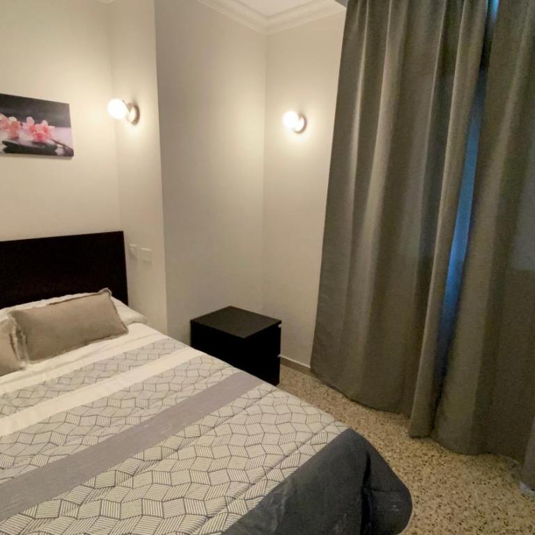 Hermoso Edificio Frente al Mar, a pie de Playa y hermosas vistas - Apartamento de 2 dormitorios - 50