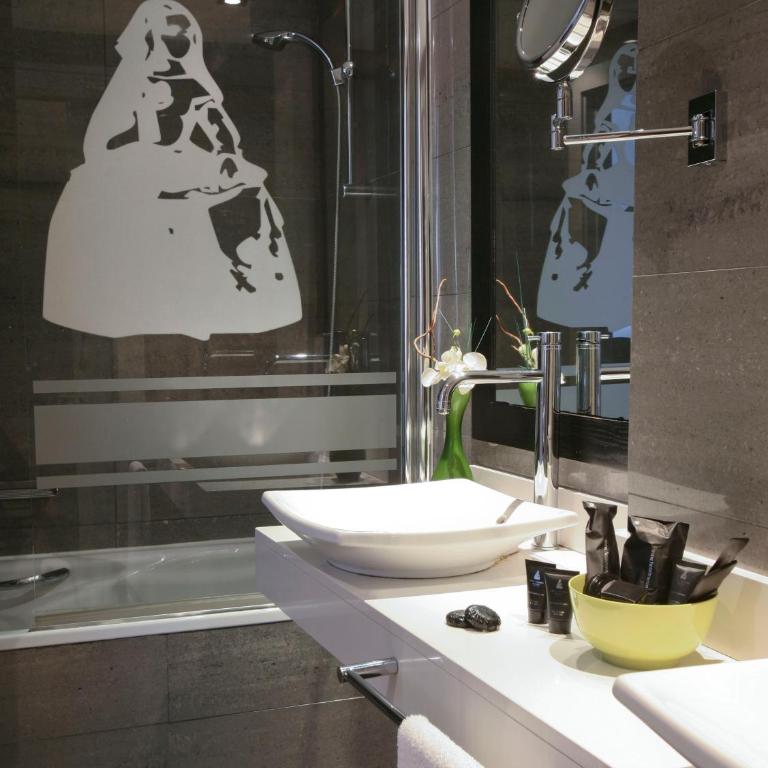 Hotel Meninas - Boutique Opera - Junior Suite - 4