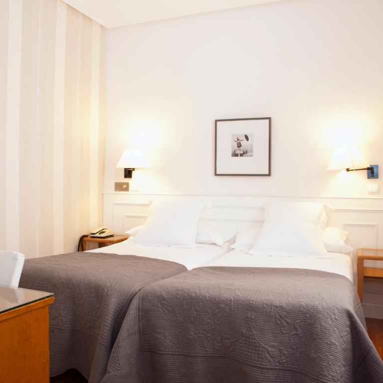 Hotel Sauce - Habitación Doble - 1 o 2 camas - 3