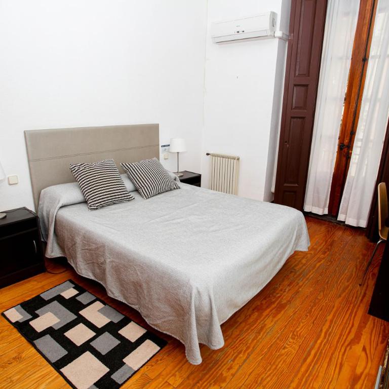 LOFTS Puerta del SOL - One-Bedroom Apartment - 6