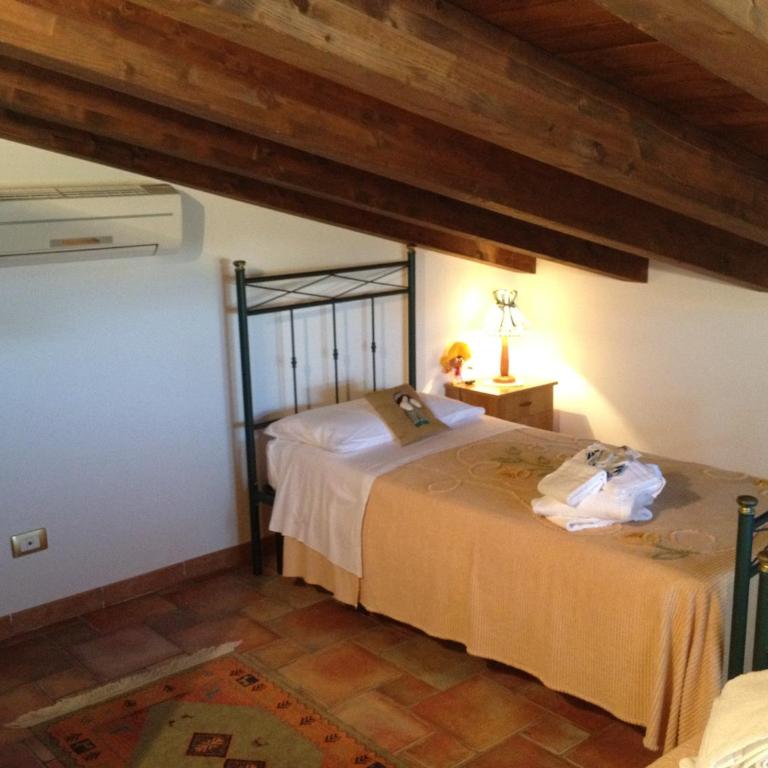 La Rosa Rossa - Two-Bedroom Apartment with Terrace - 36