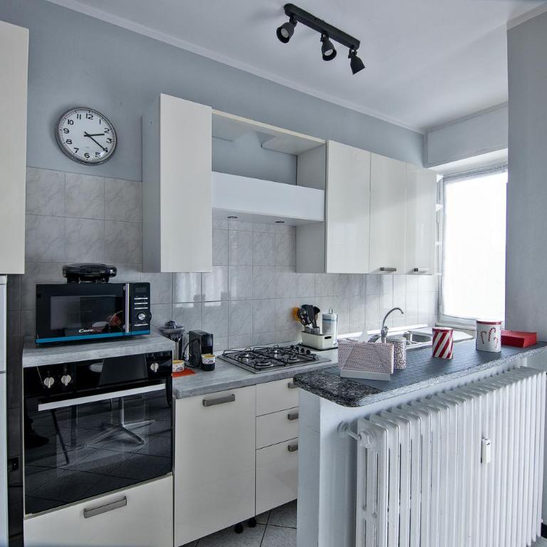 Appartamento nel cuore di Arona - box privato - Appartamento con 1 Camera da Letto - 7