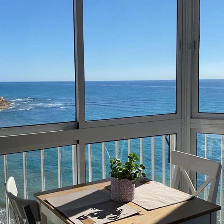 Estudio Edificio Almirante - Apartamento con vistas al mar - 1