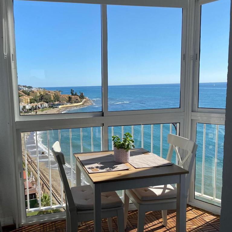 Estudio Edificio Almirante - Apartamento con vistas al mar - 2