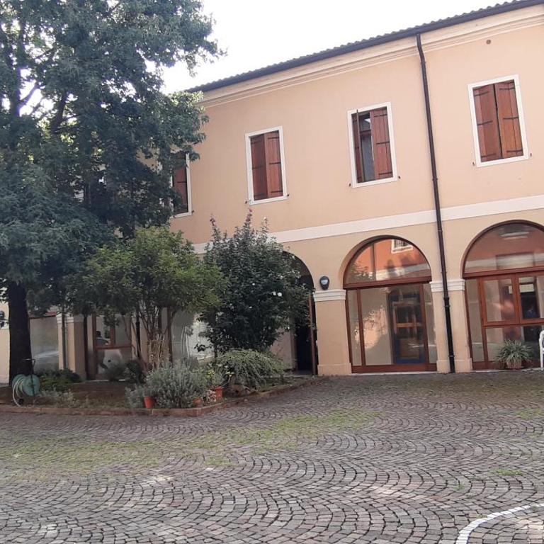Casa Santa Caterina e Sant Antonio - Camera Doppia con Letti Singoli con Bagno Privato - 4