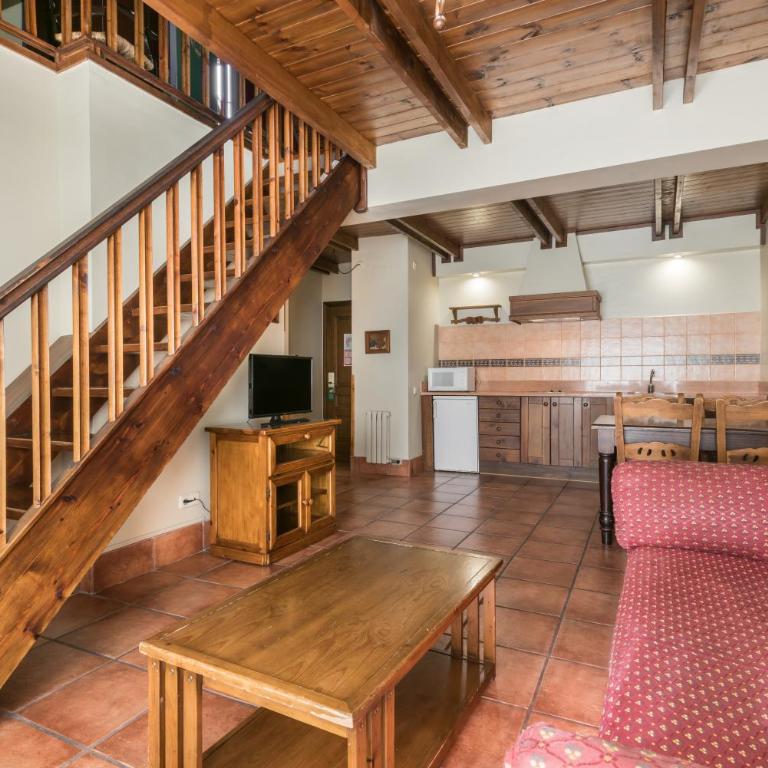 El Refugio de Aran Vielha Aparthotel - Apartamento Dúplex con acceso a la piscina (6 adultos) - 13