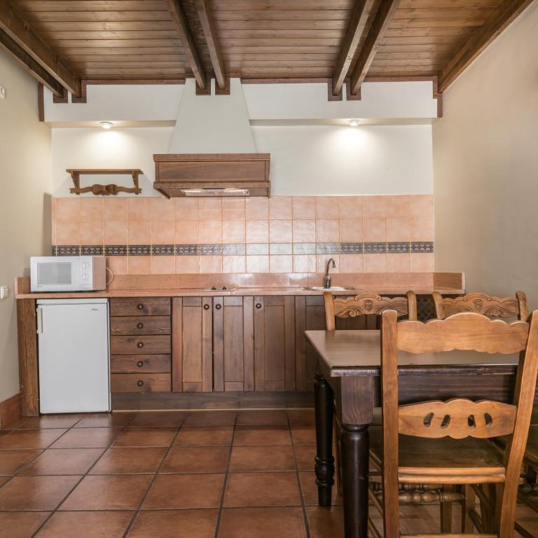 El Refugio de Aran Vielha Aparthotel - Apartamento Dúplex con acceso a la piscina (6 adultos) - 14