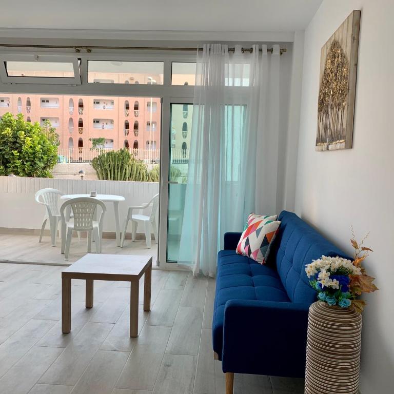 Calm, Cosy and Bright apartment renovated in playa del ingles- WiFi free - One-Bedroom Apartment - 4