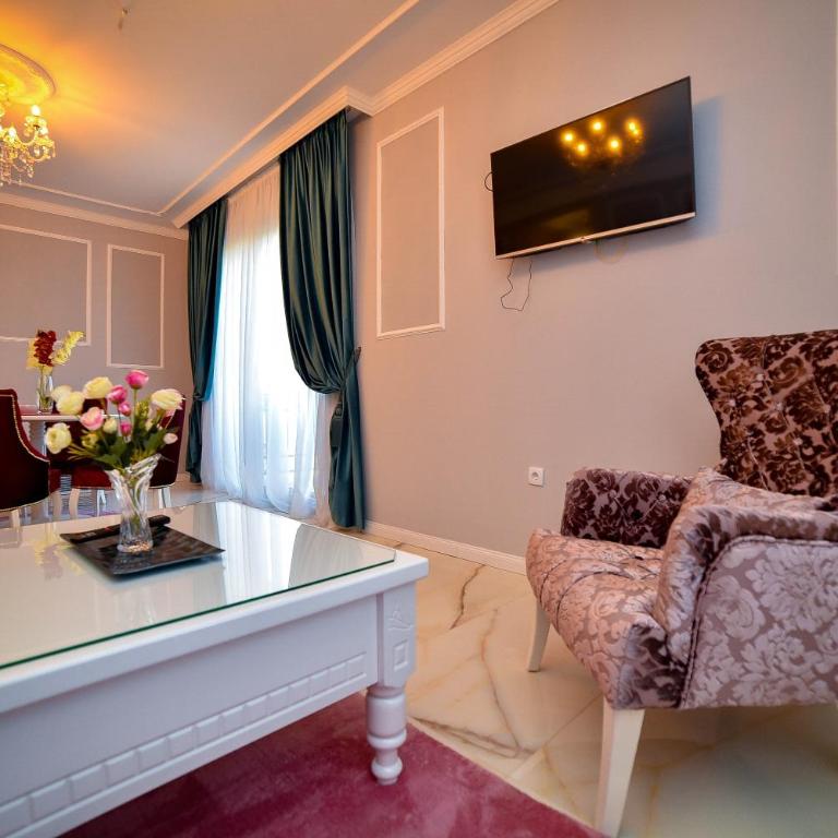 Zlatibor Hills Afrodita & Spa - Apartman sa 1 Spavaćom Sobom, Balkonom i Pogledom na Planinu - 6