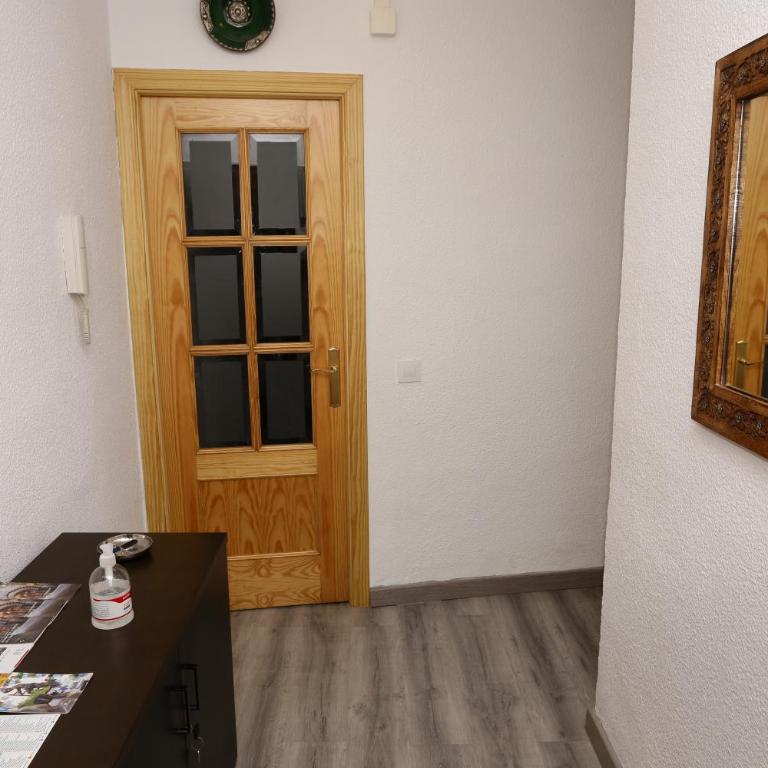 Calle San Basilio - Patios. Aparcamiento gratis - Apartamento de 2 dormitorios - 12