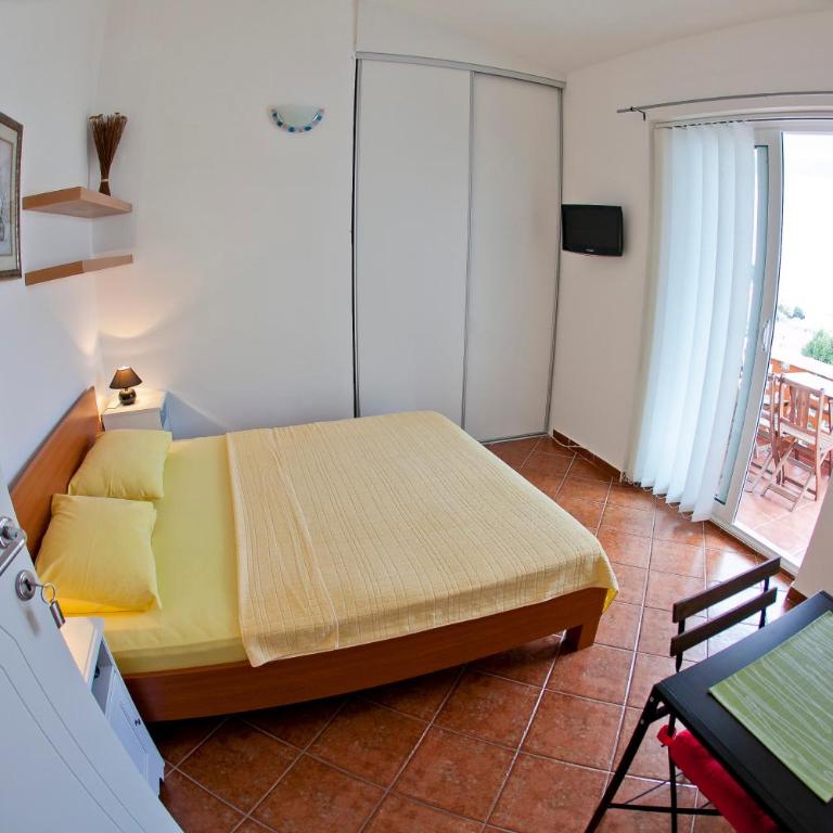 Apartments Mandarina Garden - Apartman s 1 Spavaćom Sobom, Balkonom i Pogledom na More - 11