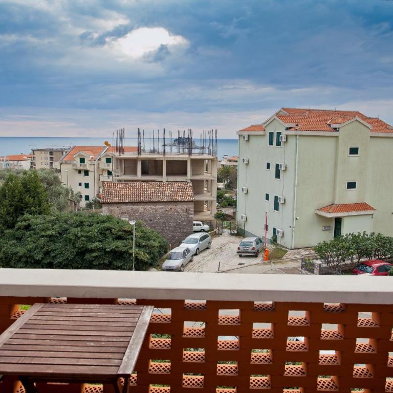 Apartments Mandarina Garden - Apartman s 1 Spavaćom Sobom, Balkonom i Pogledom na More - 14