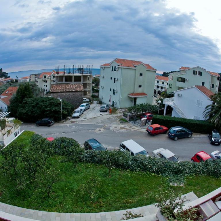 Apartments Mandarina Garden - Apartman s 1 Spavaćom Sobom, Balkonom i Pogledom na More - 17