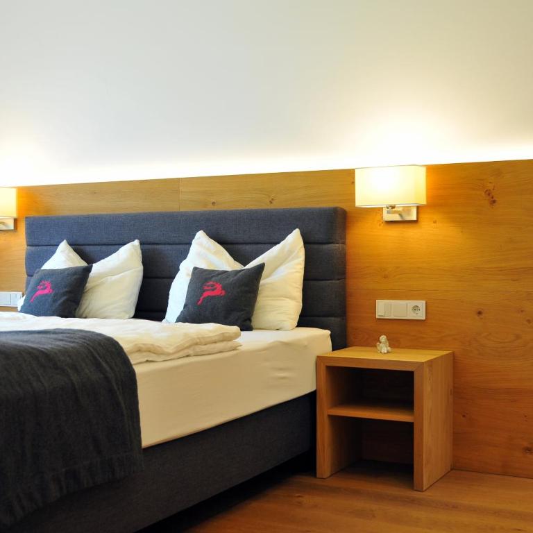 Ruhige Ferienwohnung mit Garten und Garage in Privatvilla - Appartamento con 1 Camera da Letto - 3