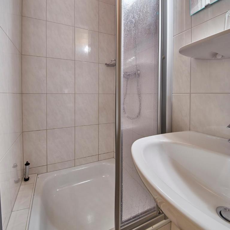 Sportpension Enzian - Kleines Doppelzimmer - 2
