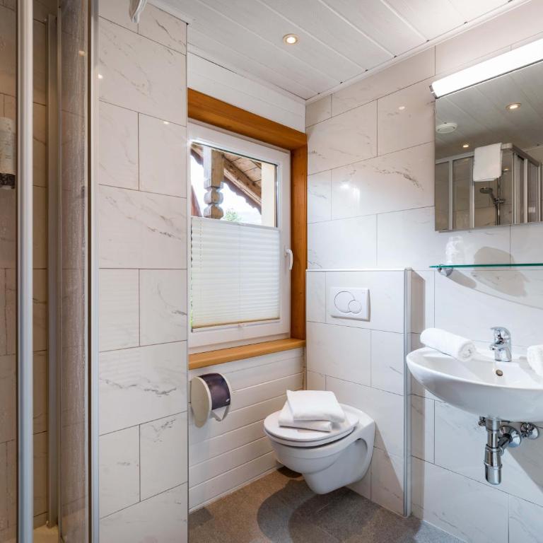 Haus Tirol - Comfort Doppelzimmer mit Balkon - 1