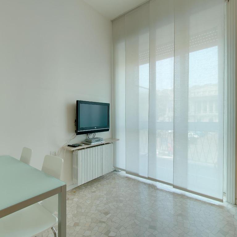 Milan Apartment Rental - Appartamento con 2 Camere da Letto - 1