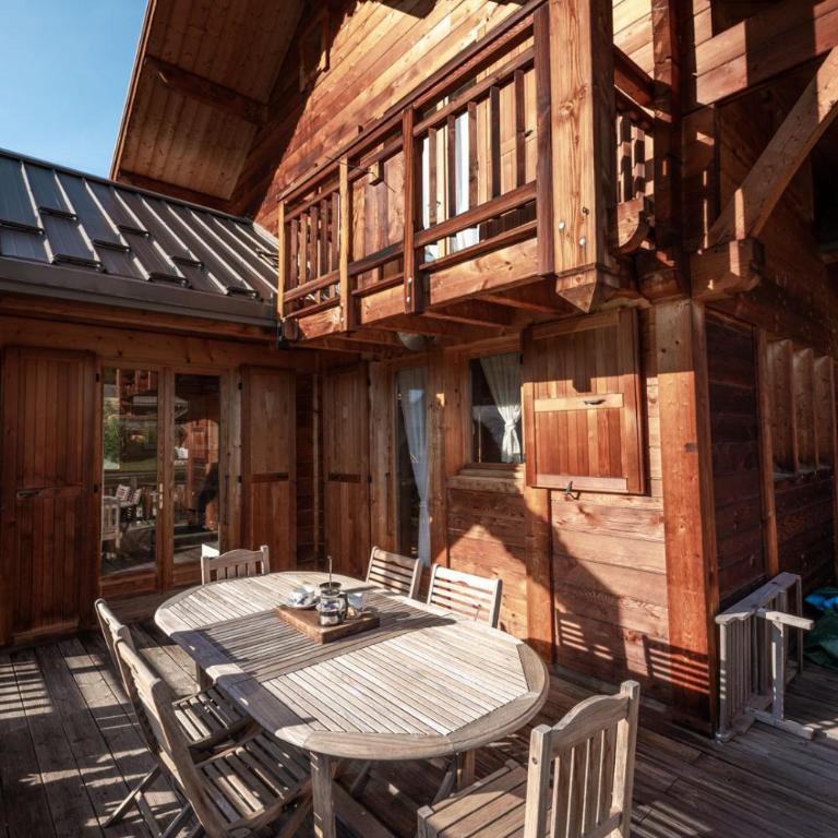 Chalet Hibou, large chalet with mountain views and close to slopes - Chalet - 34