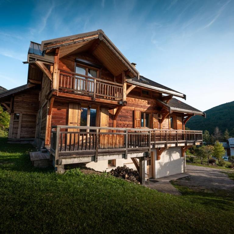 Chalet Hibou, large chalet with mountain views and close to slopes - Chalet - 36