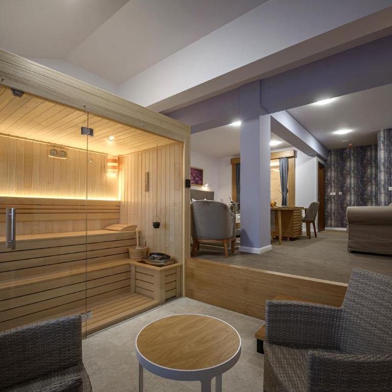 Hotel Sunce - Double Room with Spa Bath - 1