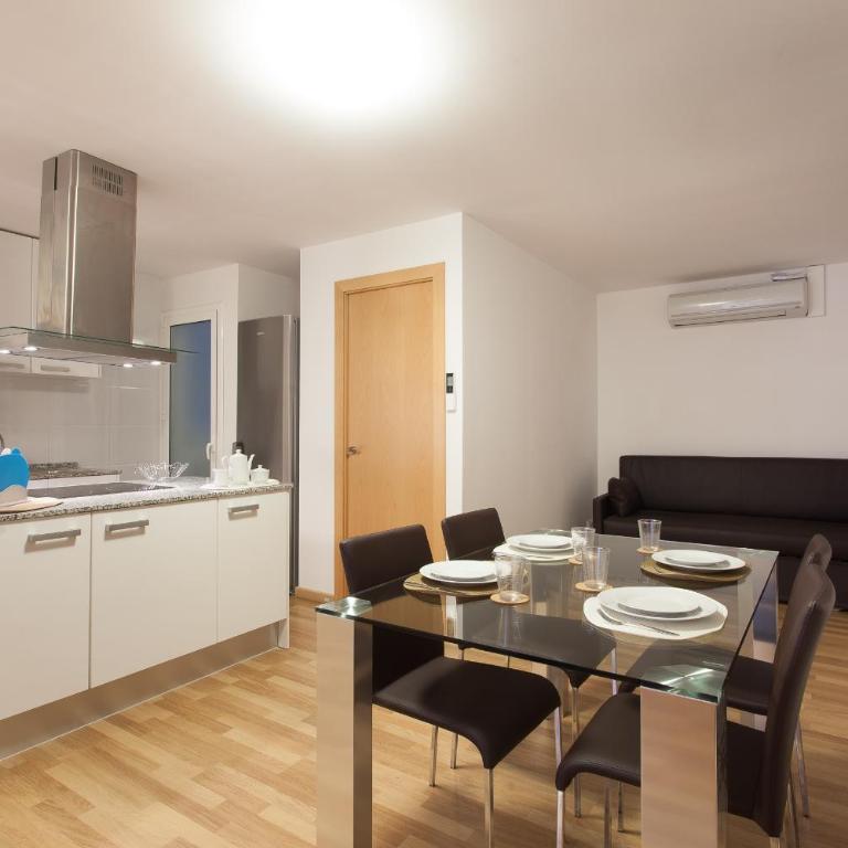 Casa Codina - Two-Bedroom Apartment - 2