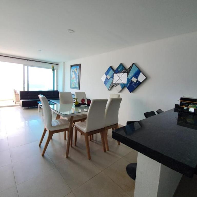 Apartamento Familiar en Bocagrande Cartagena - Two-Bedroom Apartment - 1