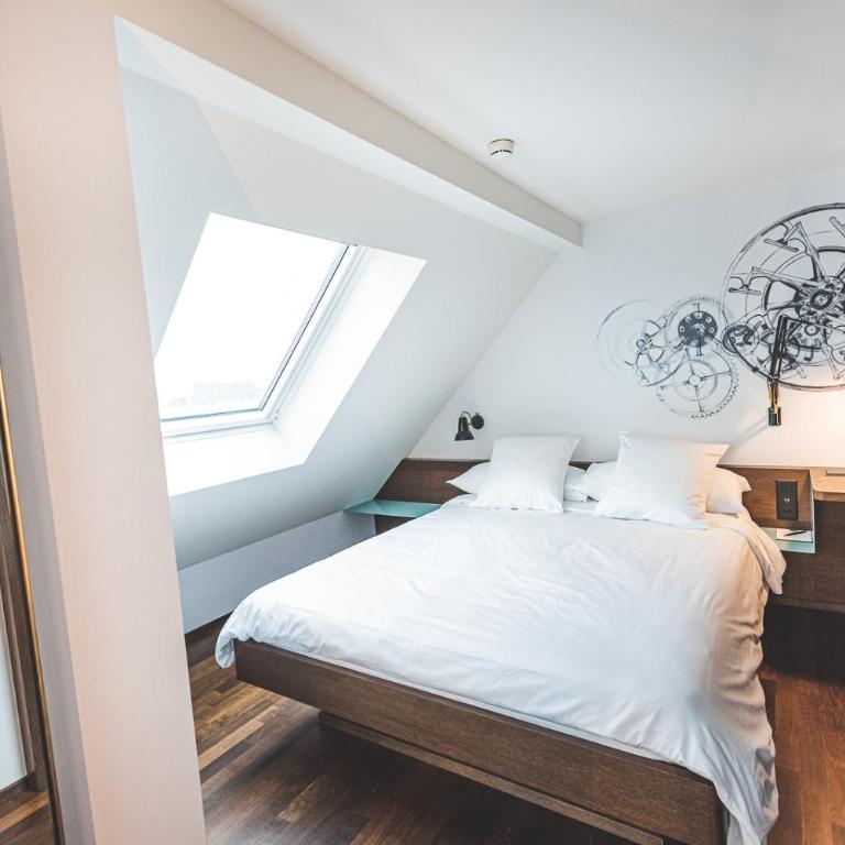 Hotel Bernina Geneva - Chambre Lit King-Size Supérieure - 1