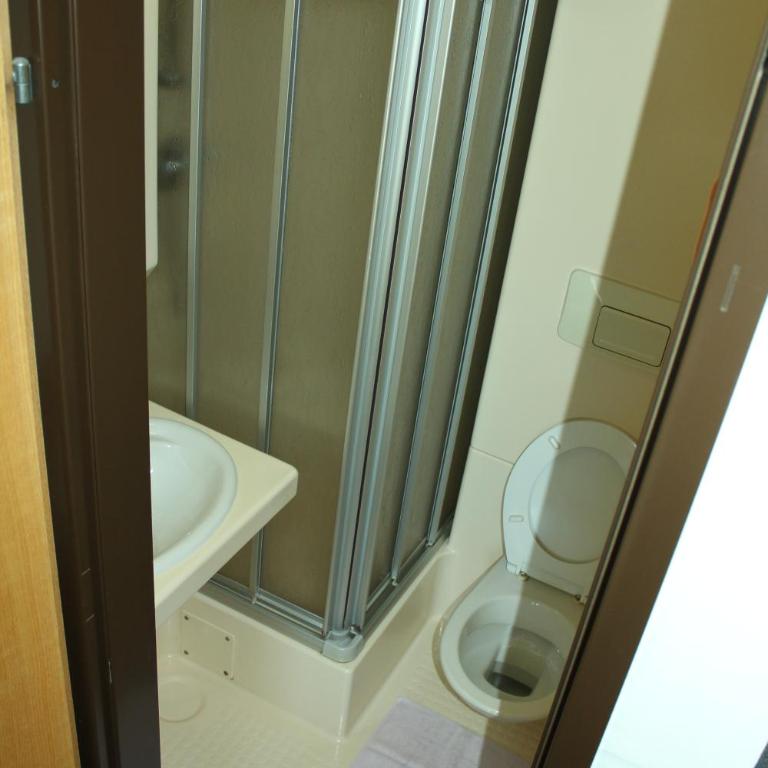 Appartement Pension Grasser - Doppelzimmer mit Balkon - 6