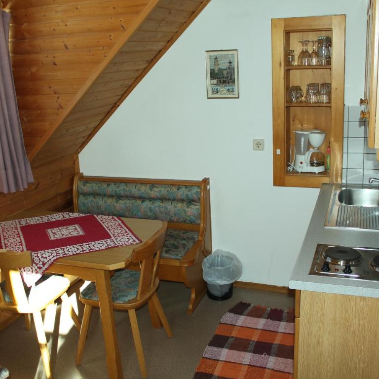 Appartement Pension Grasser - Apartment mit 1 Schlafzimmer und Balkon - 11