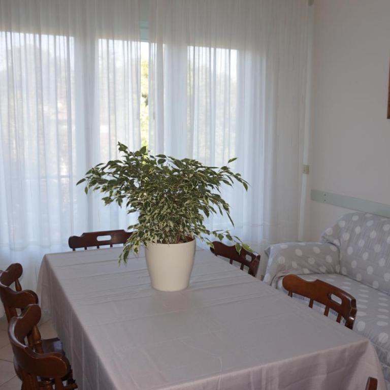 Residenza Fiori Lignano - Appartamento con Balcone - 1