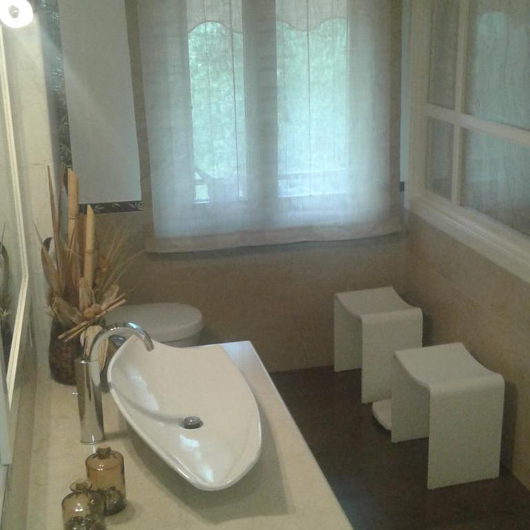 Casa Pergola 1 - Grande Appartamento per 6 ospiti - fronte piscina, parking - Three-Bedroom Apartment - 30