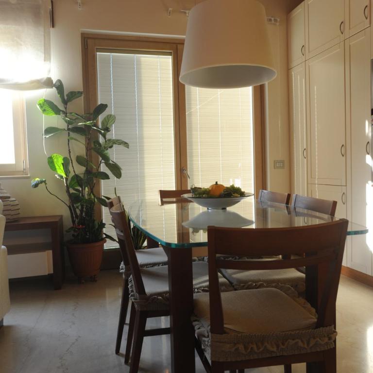 Casa Pergola 1 - Grande Appartamento per 6 ospiti - fronte piscina, parking - Three-Bedroom Apartment - 17