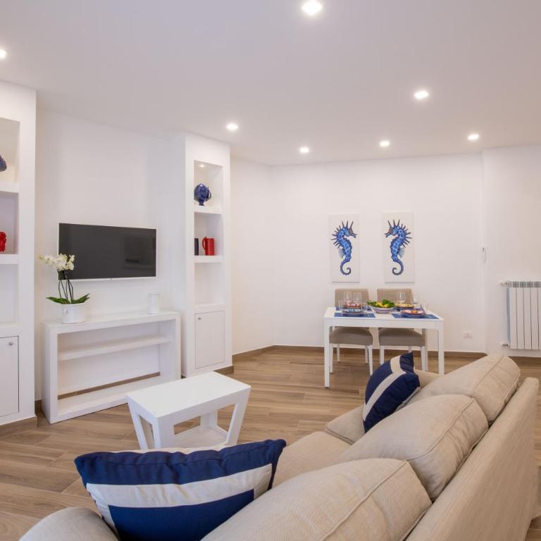 Solymar Due - Two-Bedroom Apartment - 1