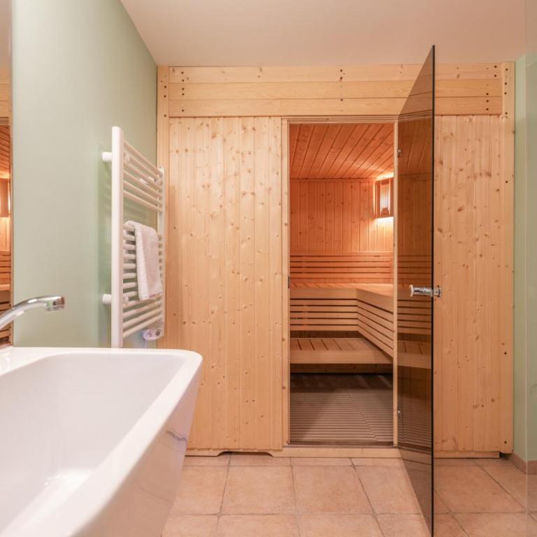 Chalet Hibou, large chalet with mountain views and close to slopes - Chalet - 21