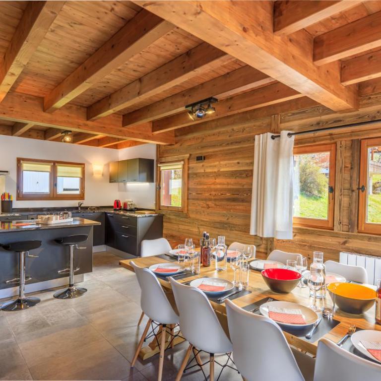 Les Montagnards - Chalet - BO Immobilier-Châtel Multipass 2026 Activités en Été offert par votre hôte - Chalet 5 Chambres - 7