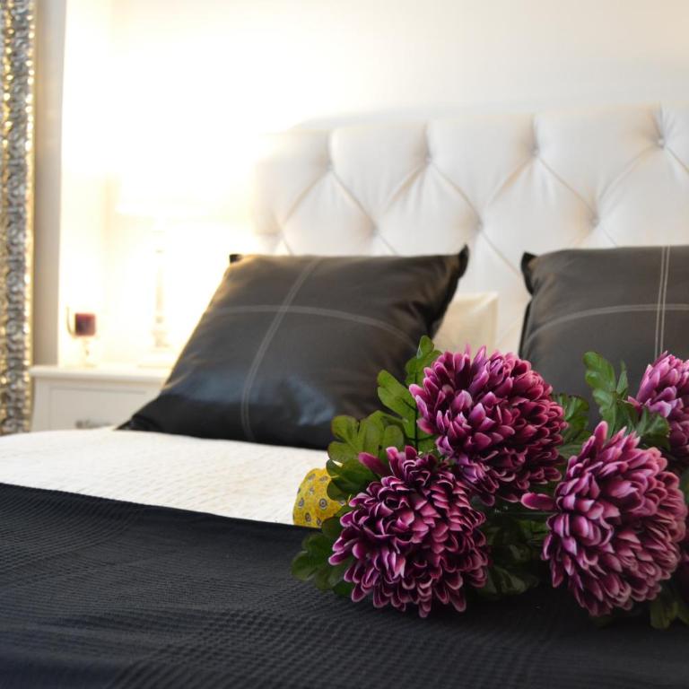 Livingstone - Two-Bedroom Apartment - Urgell, 46 - 10