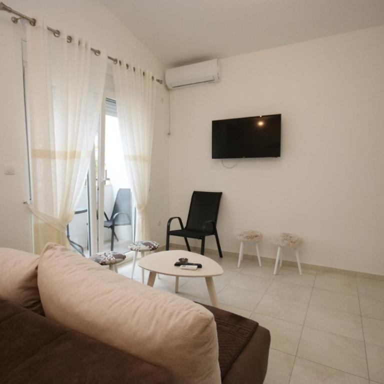 Relax Apartmani - Apartman sa Balkonom - 16