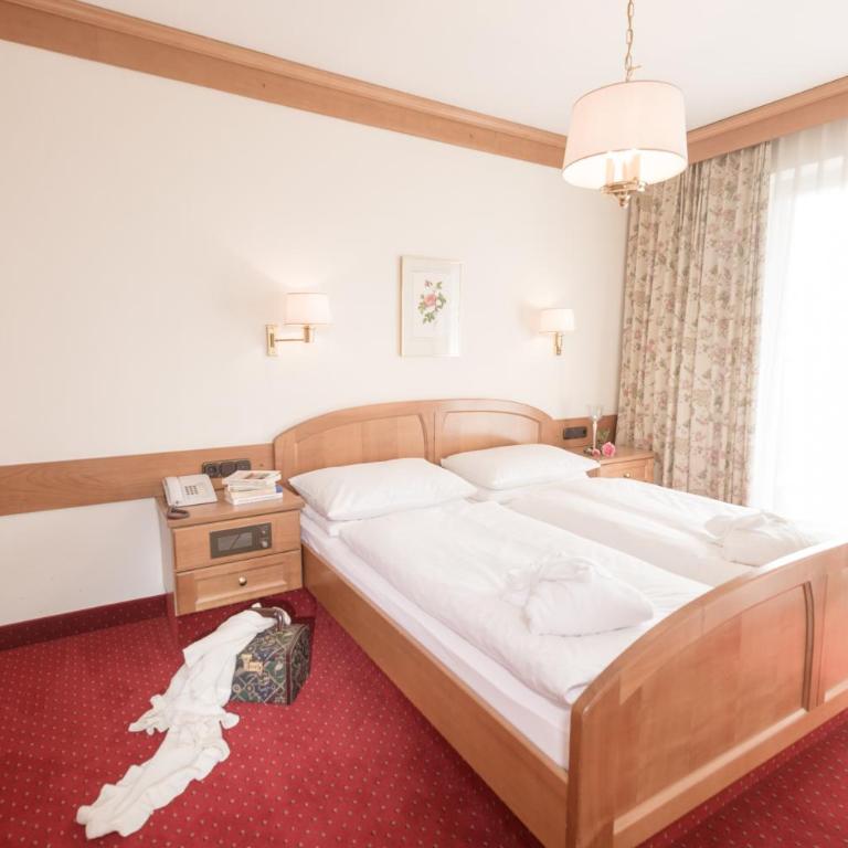 Hotel Alpina - Thermenhotels Gastein - Comfort Doppelzimmer - 2