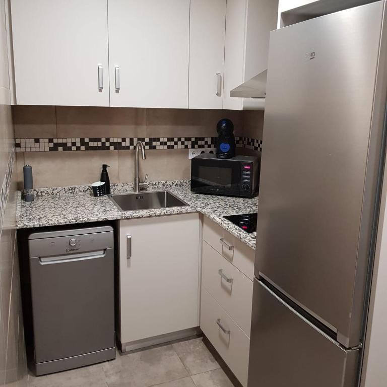 HR PARADISE RESIDENCIAL LOIX - Two-Bedroom House - 13