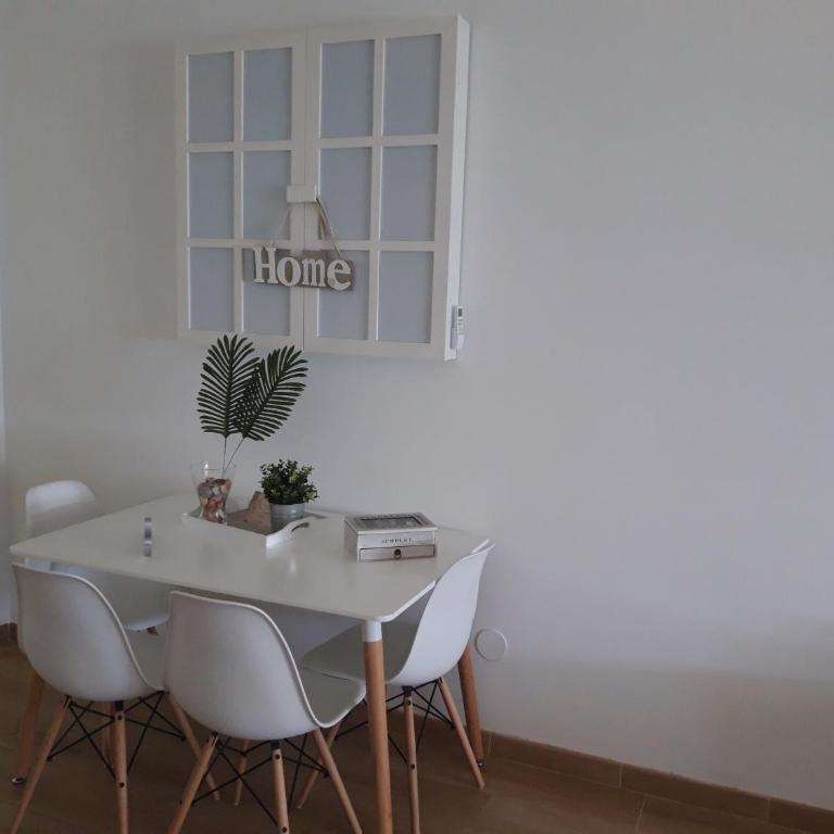 Benalbeach Holidays Benalmâdena - Apartamento Estudio con vistas al mar - 3
