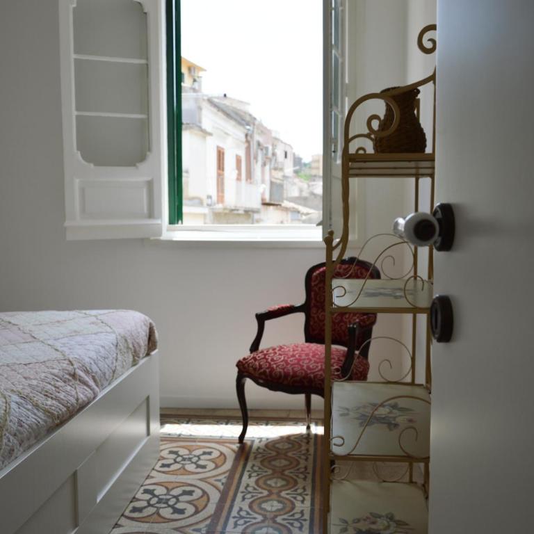 Parva Domus Intera casa indipendente in centro - Casa con 2 Camere da Letto - 10