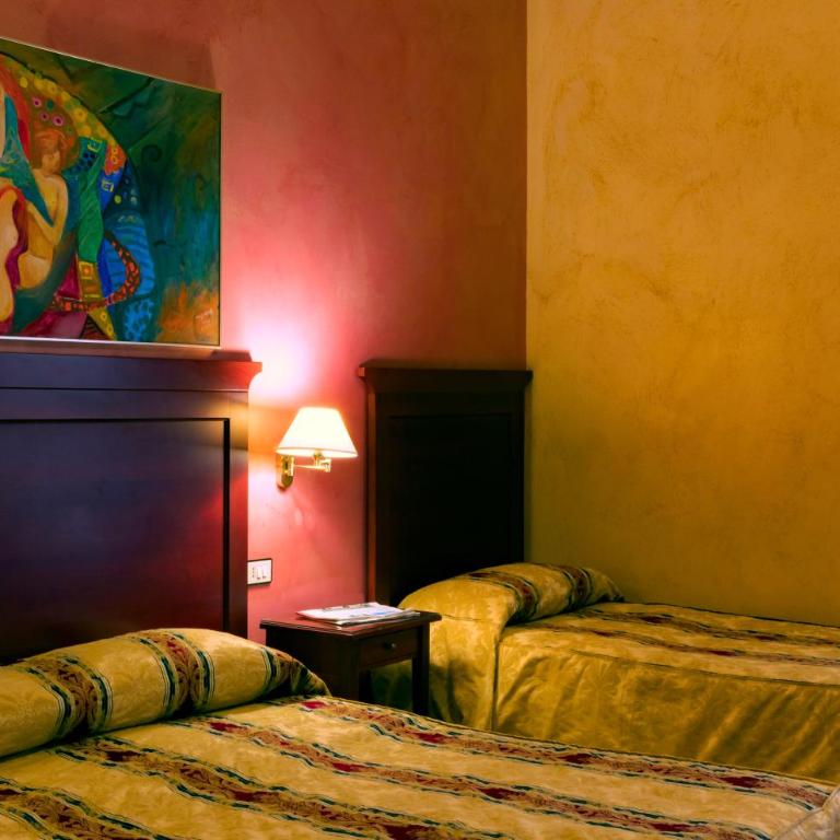 Hotel Joli - Camera Tripla - 3