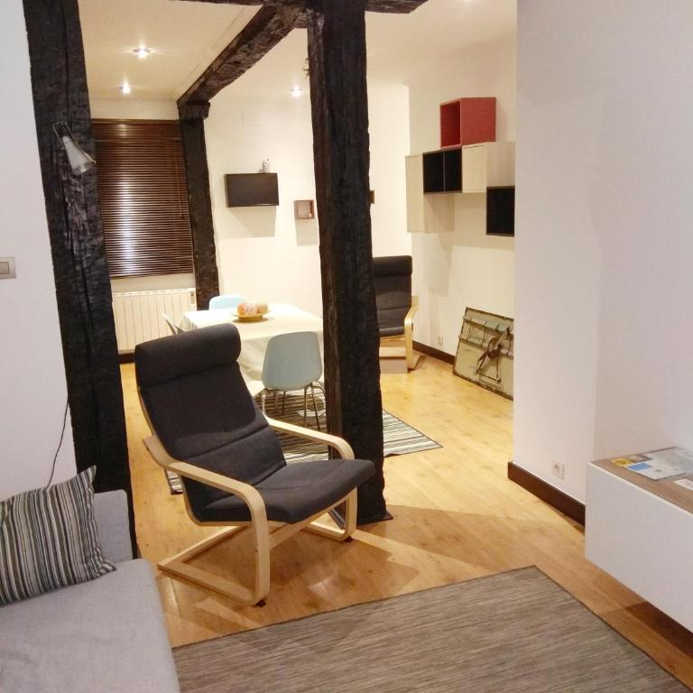 Ekhilore I Bilbao Old Town - Two-Bedroom Apartment - 8