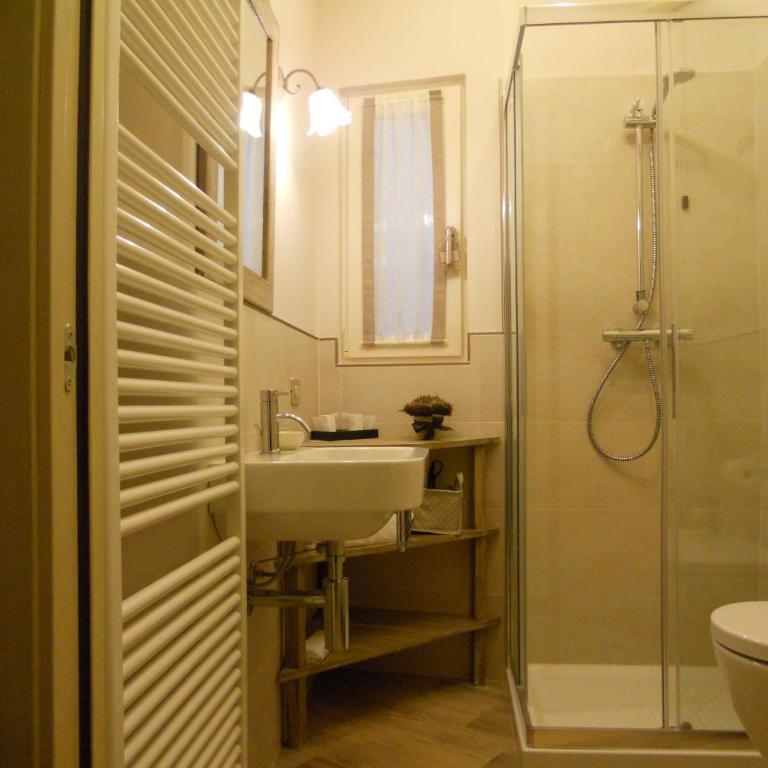 Bed & Breakfast Sant'Erasmo - Camera Doppia con Letti Singoli e Giardino Privato - 18