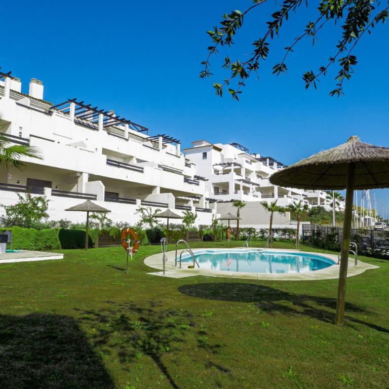 2306 - Brand new apt, walking distance to beach! - Apartamento de 2 dormitorios - 25
