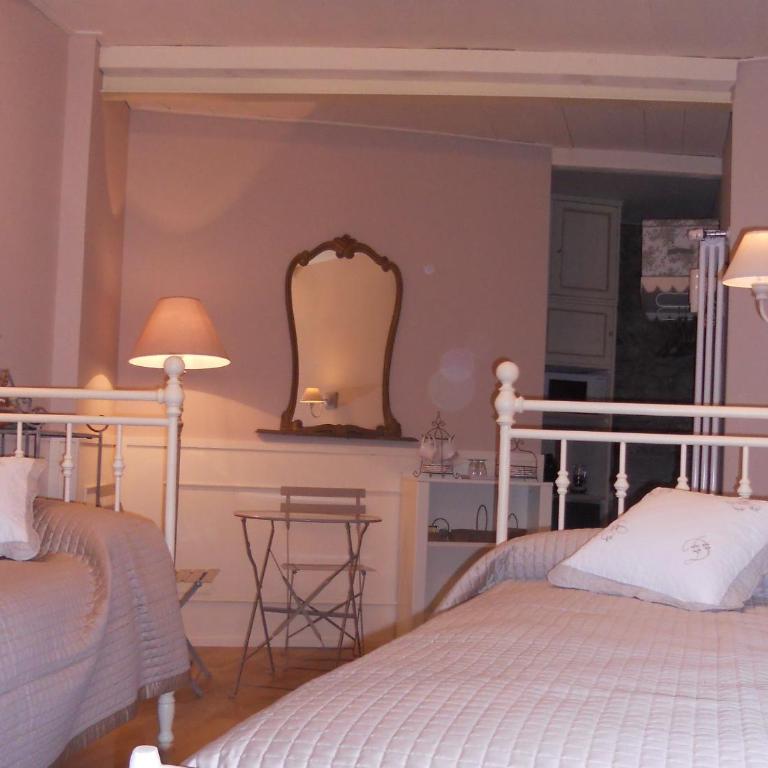 Bed & Breakfast Sant'Erasmo - Camera Doppia con Letti Singoli e Giardino Privato - 6