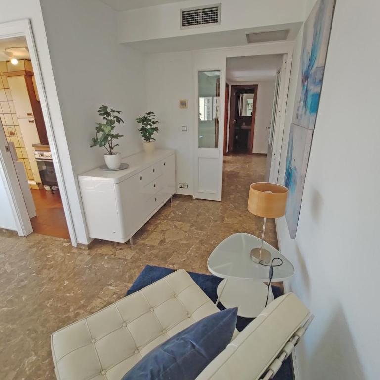 Sunny apartment with fantastic terrace views! - Apartamento de 2 dormitorios - 7
